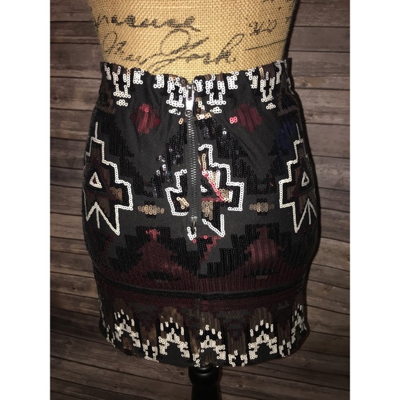 🔥Hot & Delicious Sequin Pencil Skirt - Picture 2 of 4